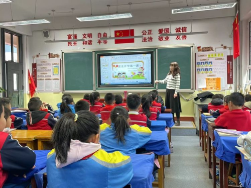 海勃湾区第五小学